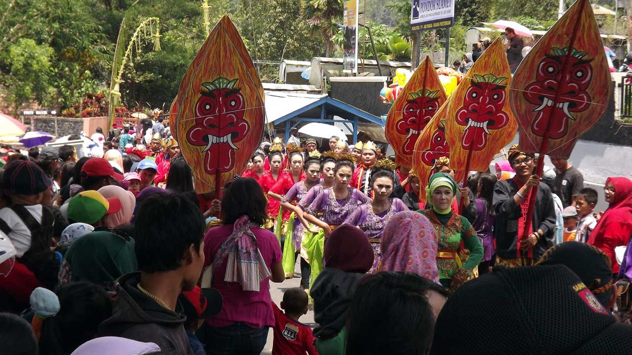 Grebeg Suran Banyumas - Festival Baturraden 2015