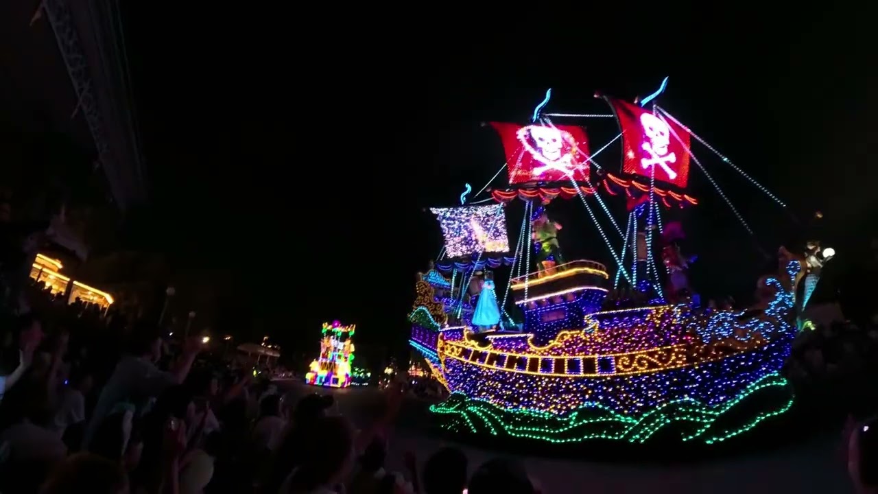 Main Street electrical parade (Tokyo) full - YouTube