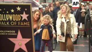 Ryan Reynold's daughters steal the show during the actor's Walk of Fame ceremony