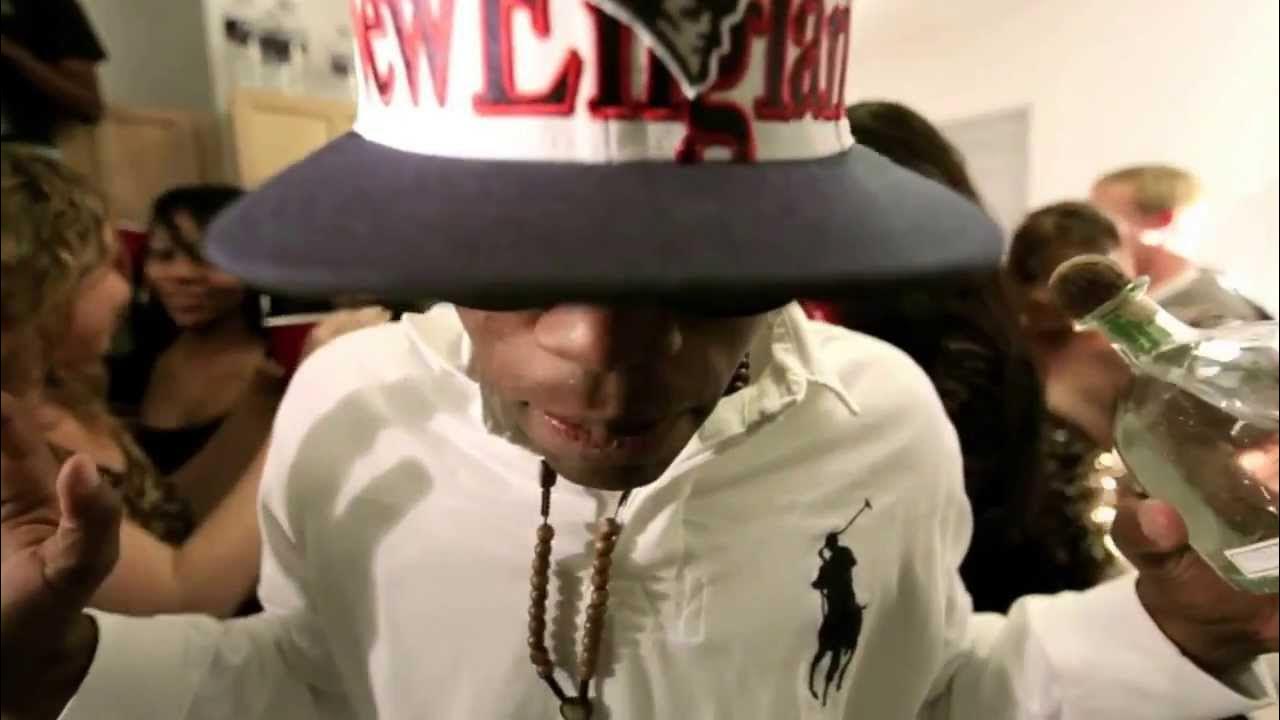 Moufy Throw My 3s (OFFICIAL VIDEO) YouTube