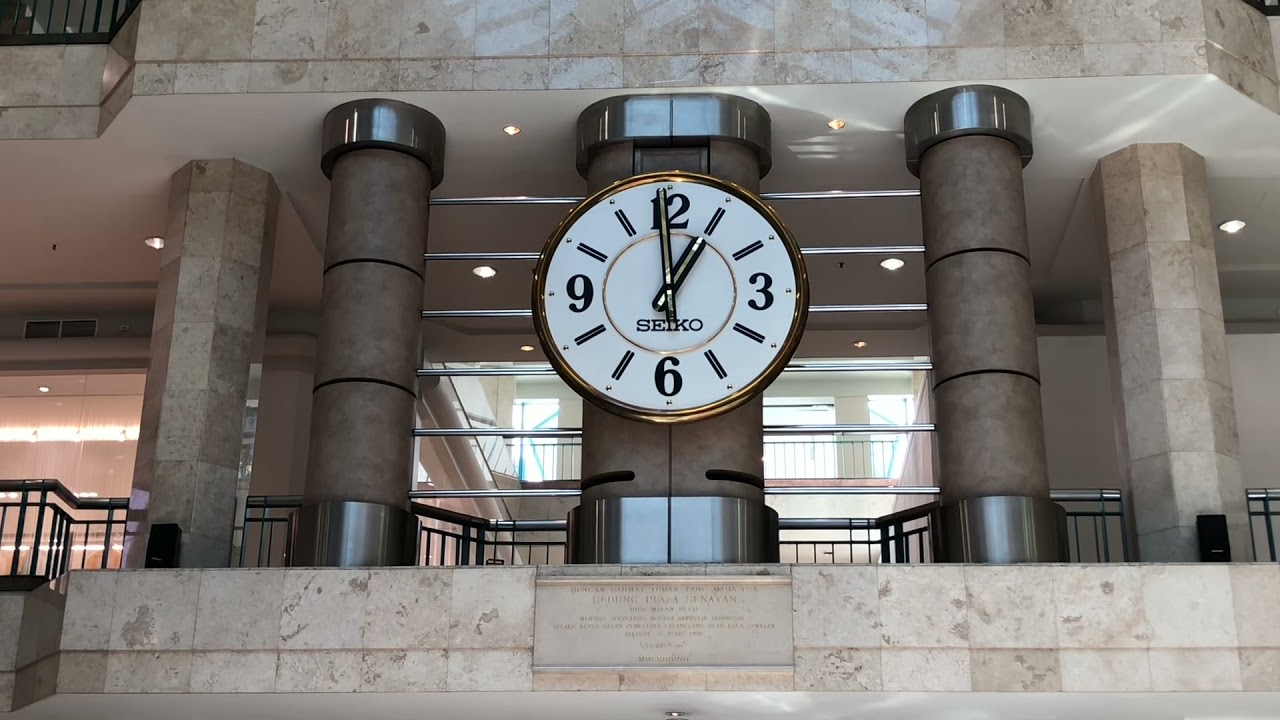 jam 1 plaza senayan terbaru