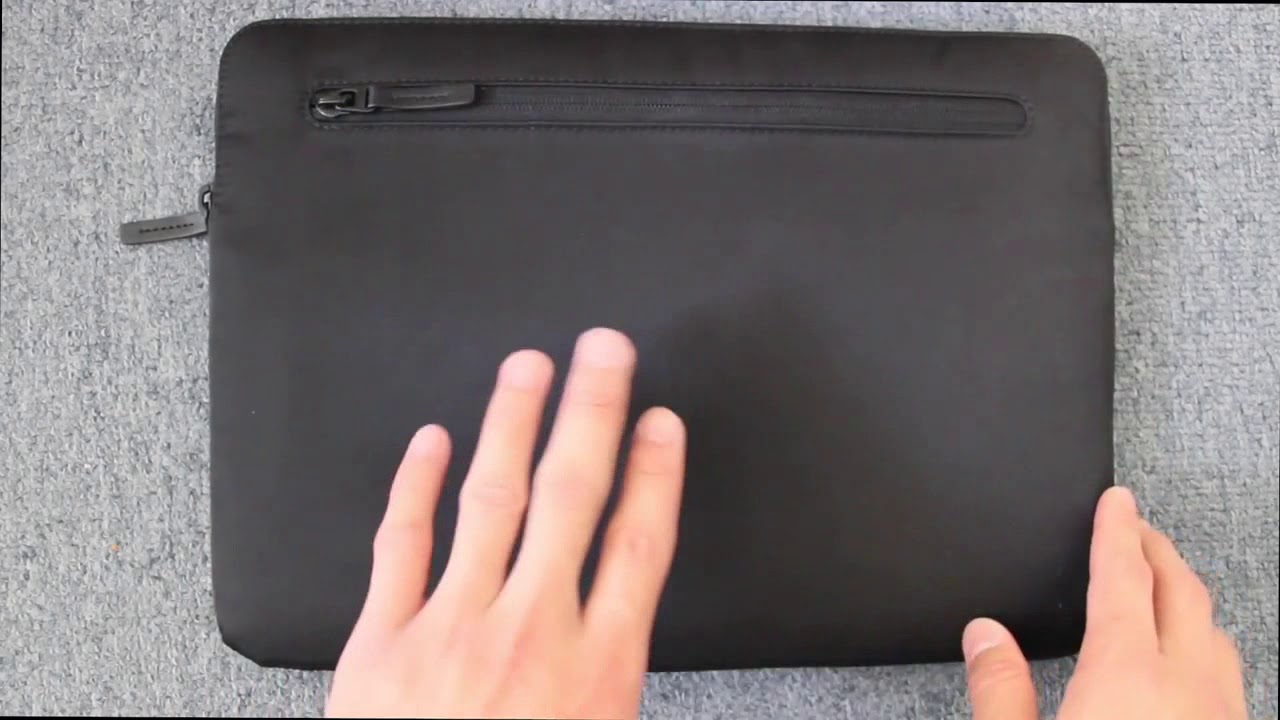 incase compact sleeve macbook pro