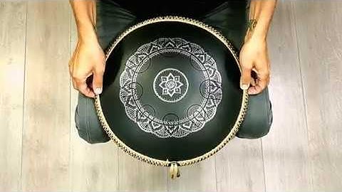 Guda Coin. Dorian in A scale / C major "13". Acoustic and plugged in