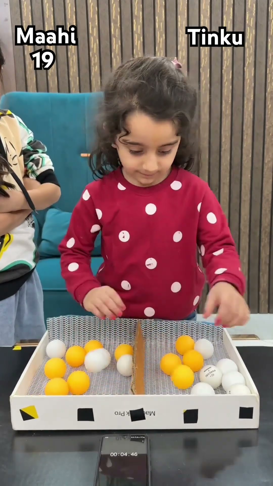 Tinku vs Maahi Ball swipe challenge Mai kon jitega
