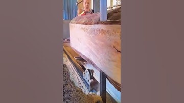 Smart Worker Technique for Easy Wood Splitting Process Using a Saw Machine #shorts