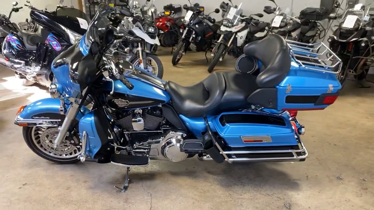 Stock# H76020 USED 2011 HARLEY DAVIDSON FLHTCU Electra Glide Ultra