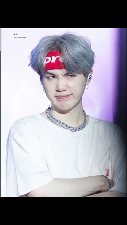 5 cute pics of suga 💜💜💜💜💜