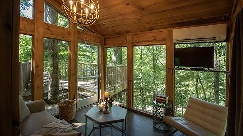 The View treehouse at The Mohicans Treehouse Resort
