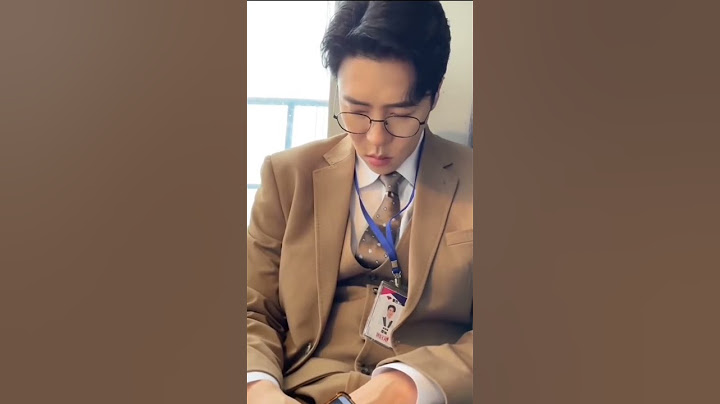 콘서트;MC 바쁘다 바빠 늘 건강하세요 에녹 님 늘 응원합니다..졸고 있는모습도 귀엽고 사랑합니디.💚