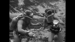 Vintage Scuba Diving Couple Tries To Save Trapped Diver 1950S