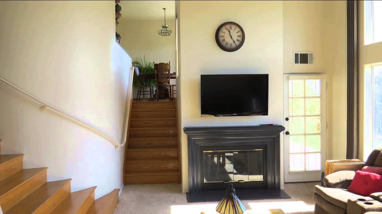 Santa Paula Real Estate, 3  Bedroom, 2 Full Baths, 3 Story in a Corner Lot