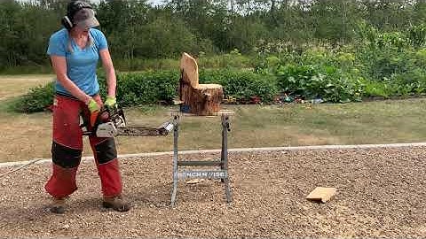 Cold Starting the STIHL MS180C Chainsaw & Planing Wood With the Log Wizard Chainsaw Attachment