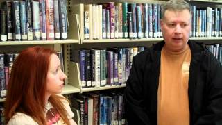 Meredith Interviews Author Tim Dorsey About Florida & Libraries