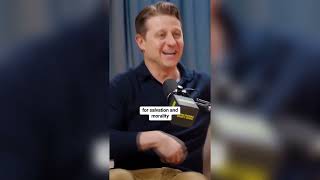 Ben McKenzie tells Matt Damon to do better regarding his Crypto com ad