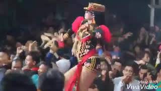 Story' wa lagu aku tak biasa