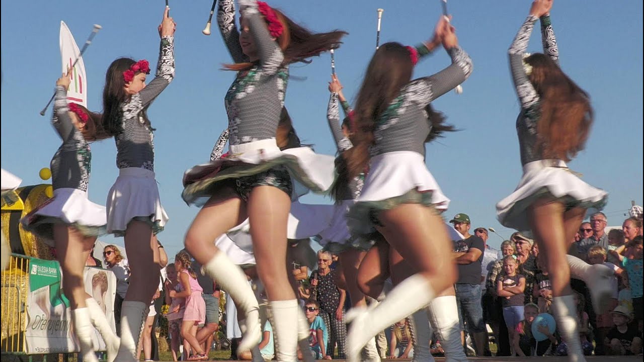 Majorettes 'FANABERIA' & Band 'OSP KŁOMNICE' / Mażoretki i Orkiestra | Święto Pszczoły 2023