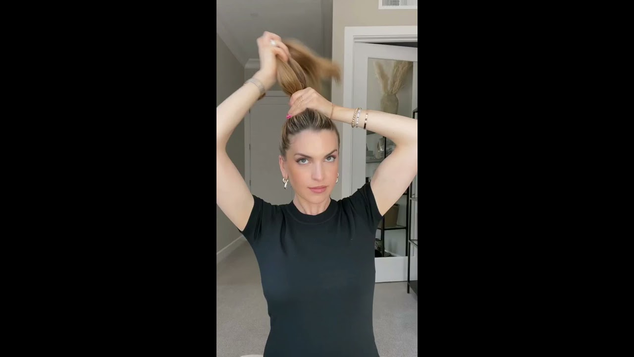 VIRAL MESSY BUN TUTORIAL