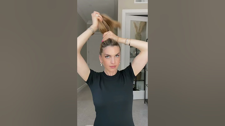 VIRAL MESSY BUN TUTORIAL