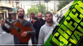 Canción de libertad versión caminando!