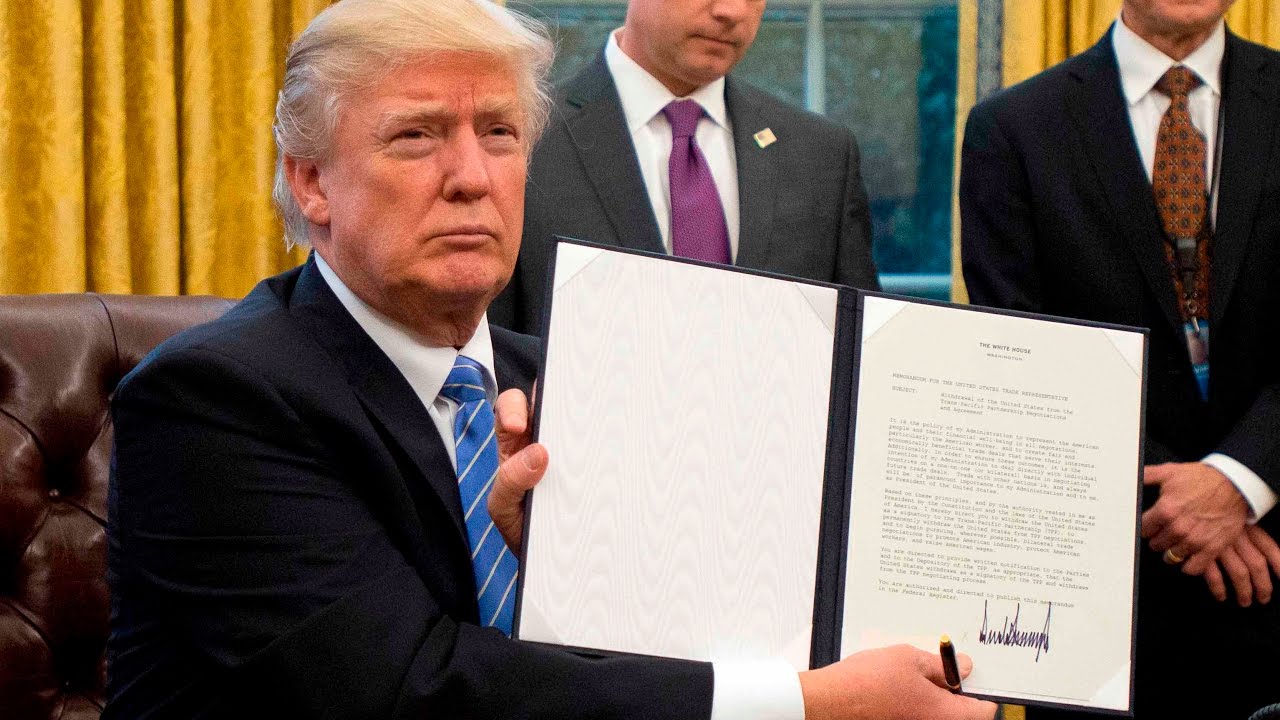 Trump signs three executive orders including a withdrawal from the tpp