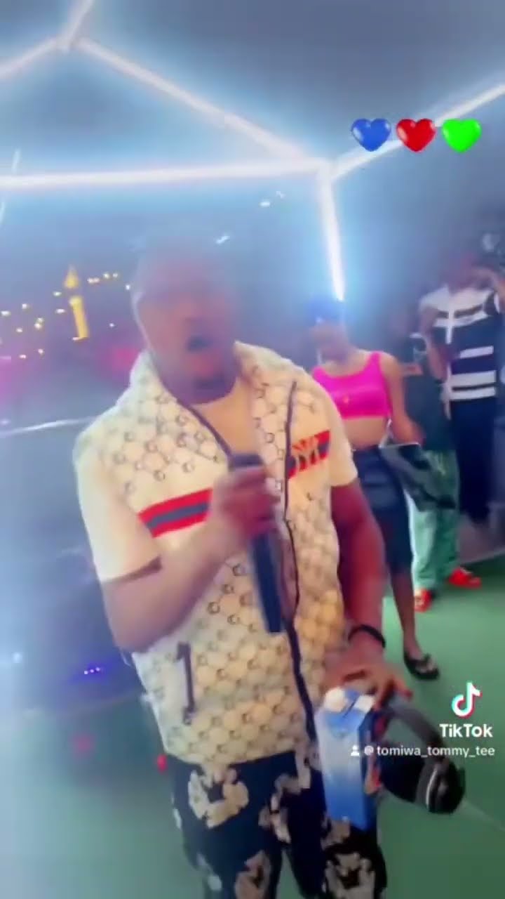 Here’s a recent show performance of my trending song ..Para By Tommy ...