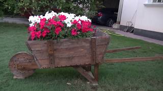 Wodden Garden Wheelbarrow  عربة خشبية للحديقة