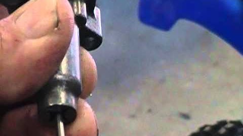 locking a yz 450  cam / timing chain tensioner