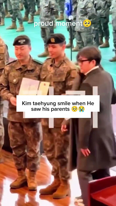 kim taehyung proud moment with his parents 🥺😭 in military service ❤
