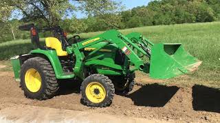 3025e & 3032e John Deere Tractors Moving some Dirt.   @CreekviewAcres