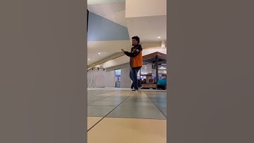 How Disney actors dance vs how I dance