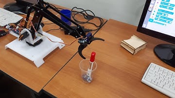 Робот-манипулятор на Arduino программируем на S4A