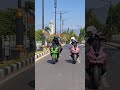 Mama dan papa lagi motoran😍
