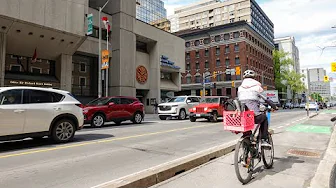 Laurier Avenue West Protected Bike Lane (Ottawa, ON - May 2024)