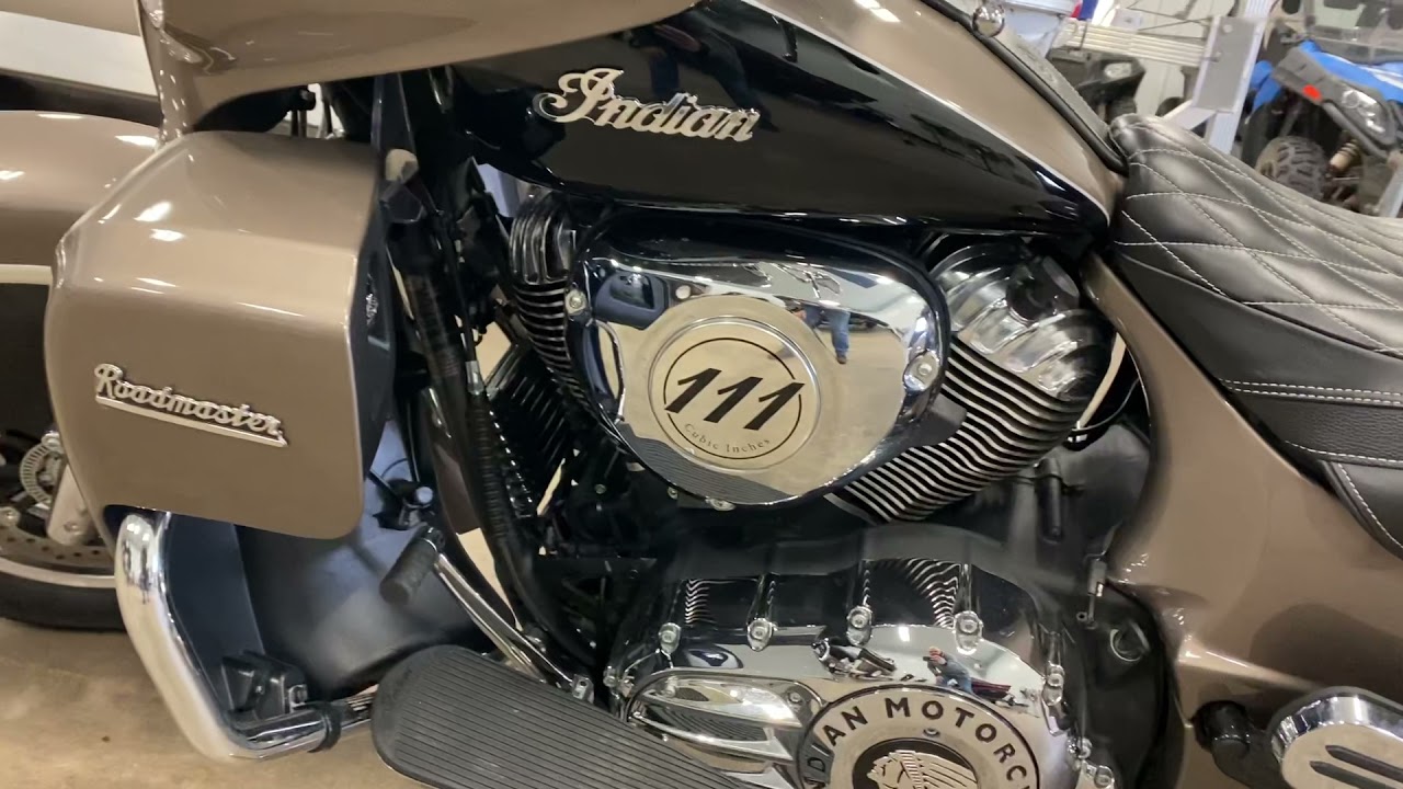 2018 Indian Roadmaster walk around