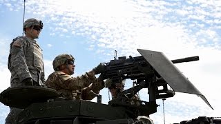 Mark 19 40mm Grenade Machine Gun - Live Fire HD