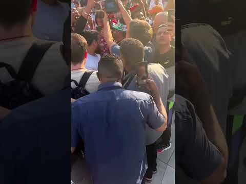 ملكة جمال كرواتيا تفتر بشوارع قطر