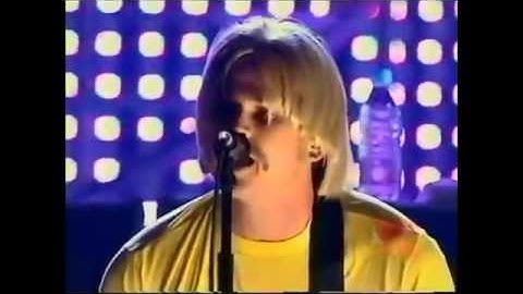 Blink 182   First Date Live 2001 MTV Tom Delonge Guitar Fail Remastered HD .