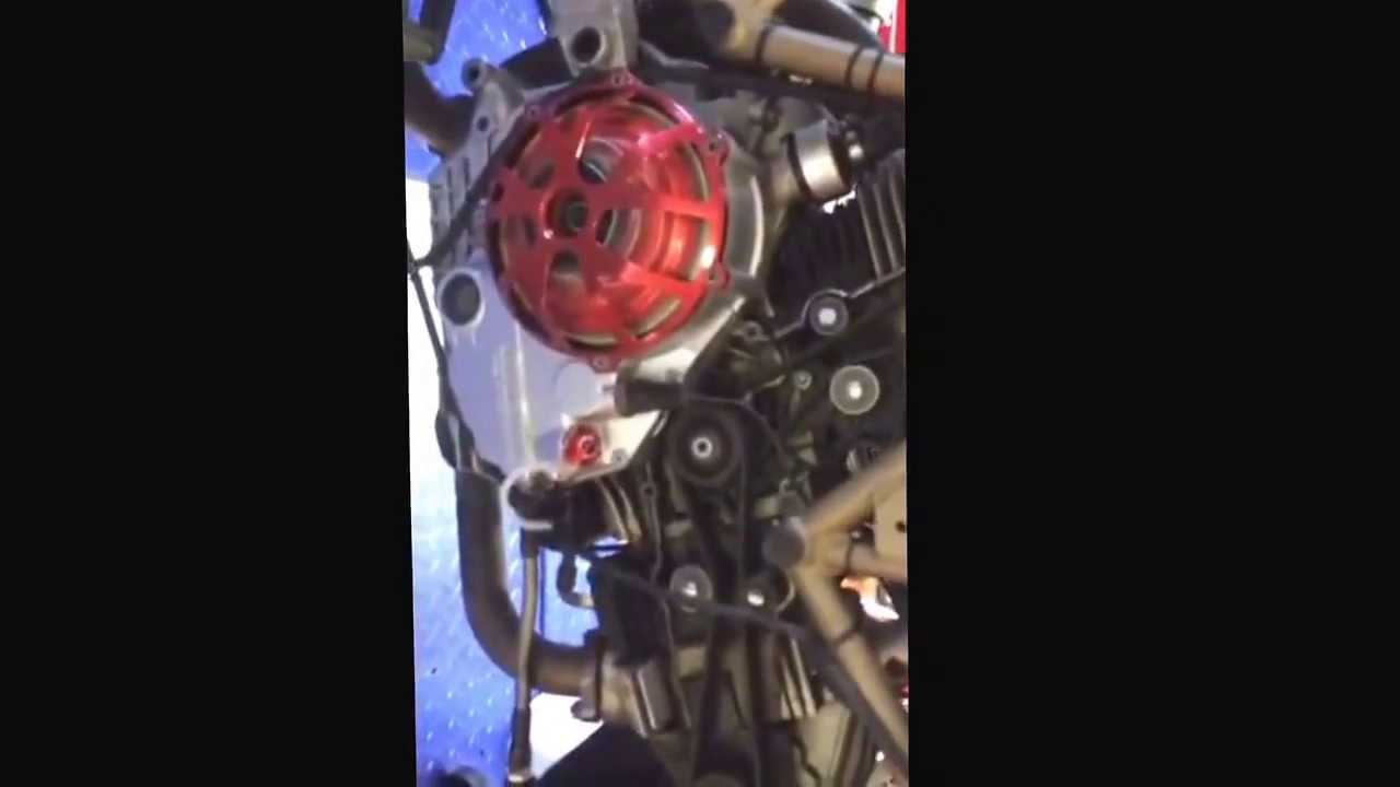 1994 Ducati 900ss cr rebuild with big bore kit up from 904cc to 944cc.