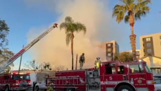 Fire destroys abandoned University Heights apartment building | NBC 7 San Diego