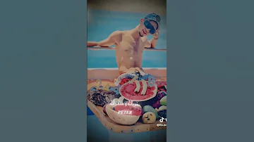 حالات واتس جايبه مايوه الساحل على جسمها كان سافل 