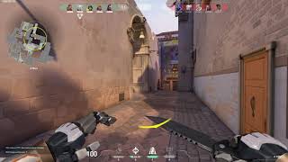 Jett using Wall Hack and Aim Hack to boost his friend to platinum Valorant