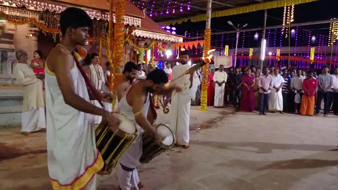 KUDUPU SHREE DEVARA JODU BALI UTSAVA DURING BRAHMAKALASHOTSAVA CHENDE  SUTTU 2