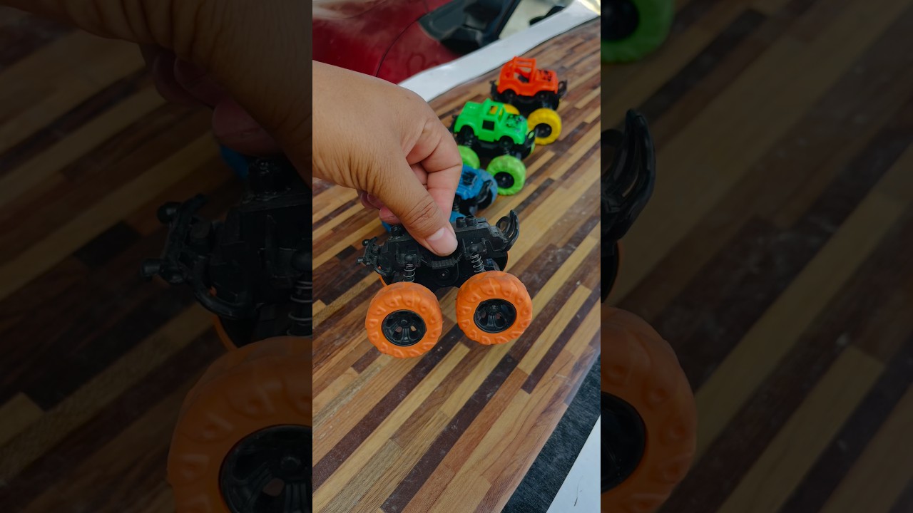 Remote control crawler ramp racing car unboxing and ramp racing. 