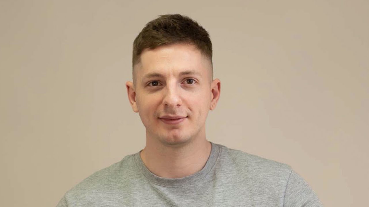 Headshot Story - Craig