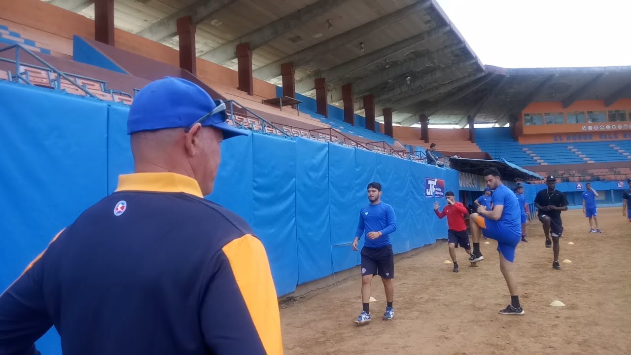 PITCHEO: LA APUESTA DE LOS GALLOS vs. COCODRILOS