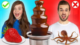 Download Lagu CHOCOLADE FONDUE CHALLENGE! Met Bibi *Kies Niet Het Verkeerde Voedsel* MP3