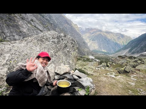 Yaha pe maggi 2mins nahi 10mins leti hai banne mein😅| Gamshali Bugyal Trek | @AnoopParmarVlogs