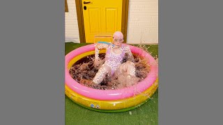 A Whole Pool Of Coke?🙀 Crazy Experiments With Soda And Mentos👩‍🔬