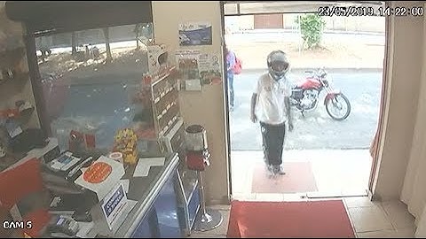 Ladrão se atrapalha e esquece de levar a arma para comércio que assaltaria
