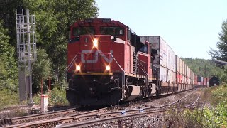 EMD SD70M-2 8885 Leads a Short and Fast Stack Train CN 123 at Oxford Junction, NS